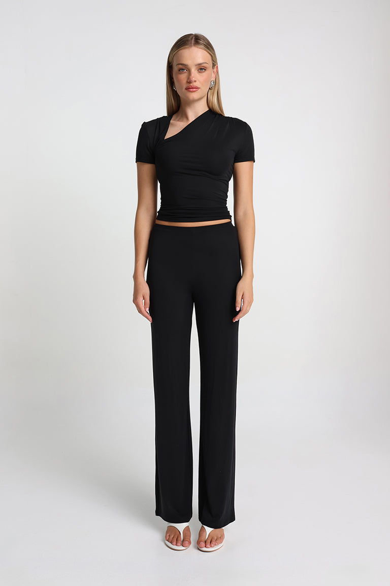 Madison The Label Juno Top in Black