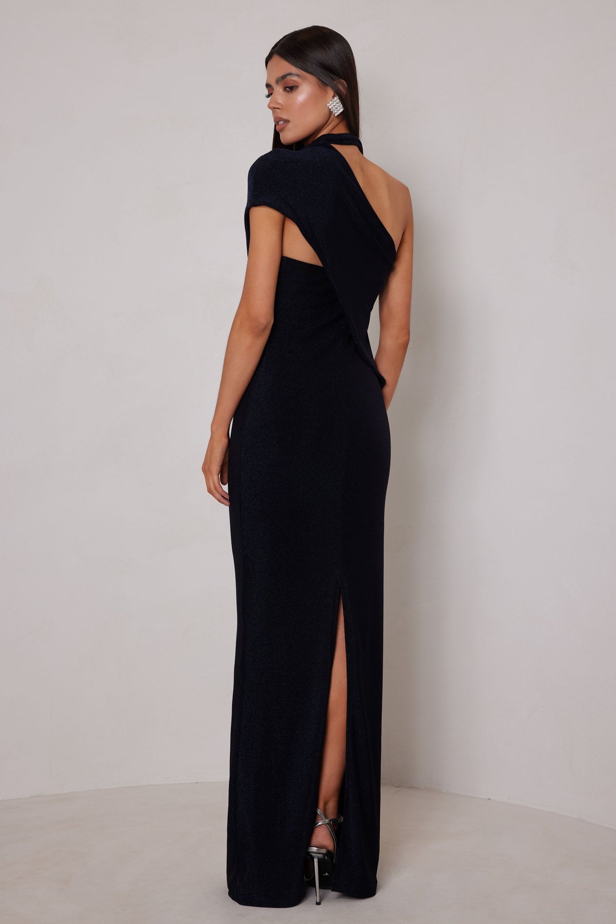Elle Zeitoune Yelena in Midnight Blue