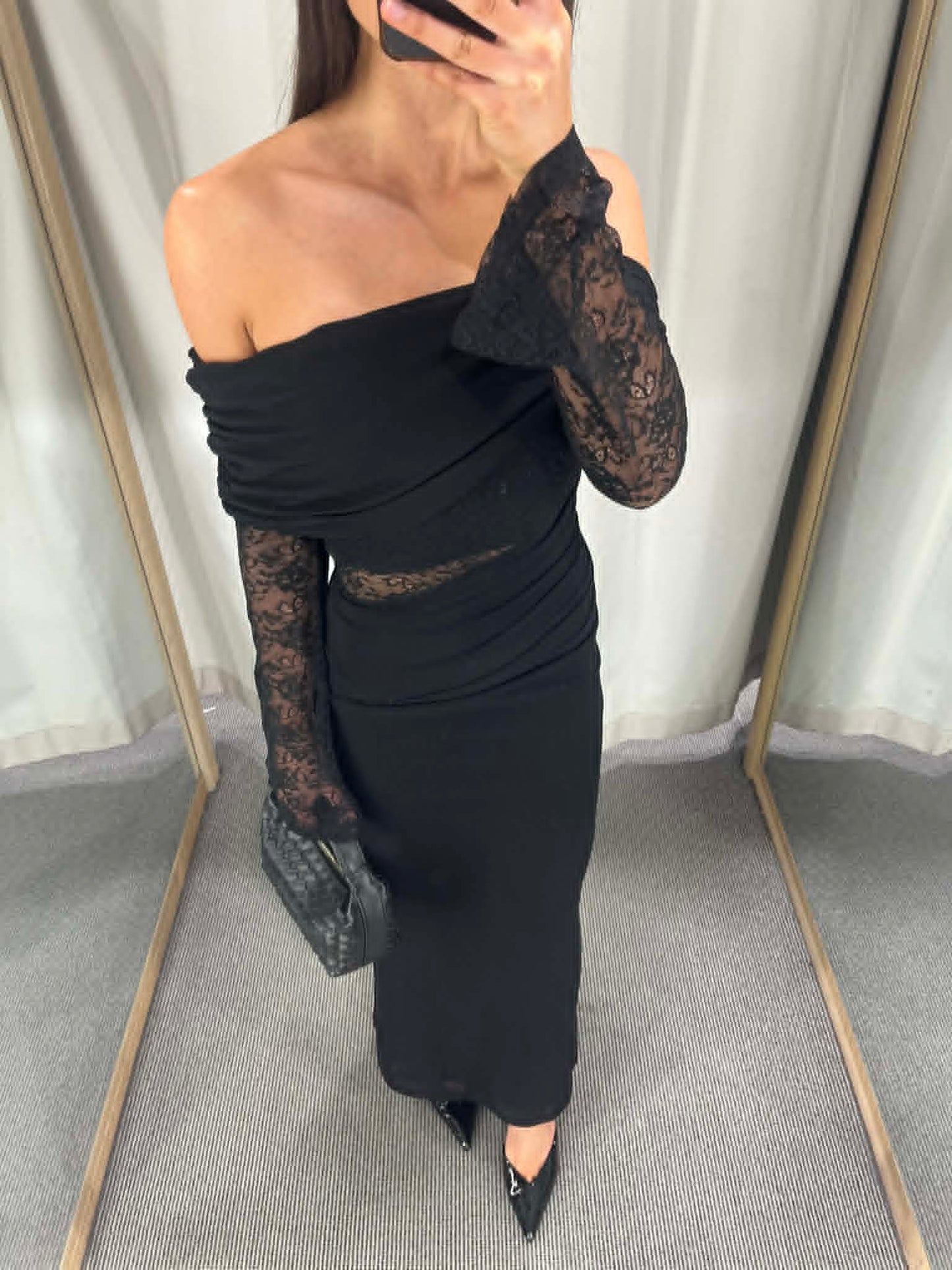 Luna Lace Sleeve Dress