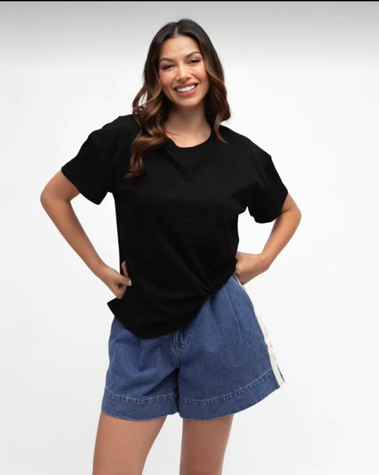 Tuck Tee Black