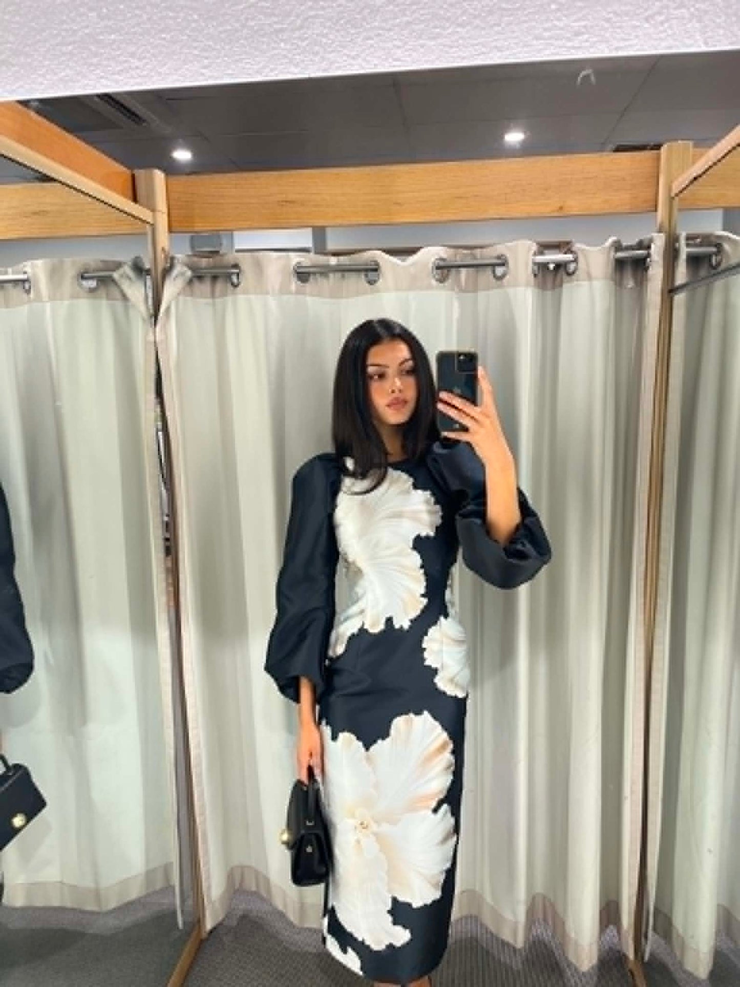 Lini Sleeve Mini Dress