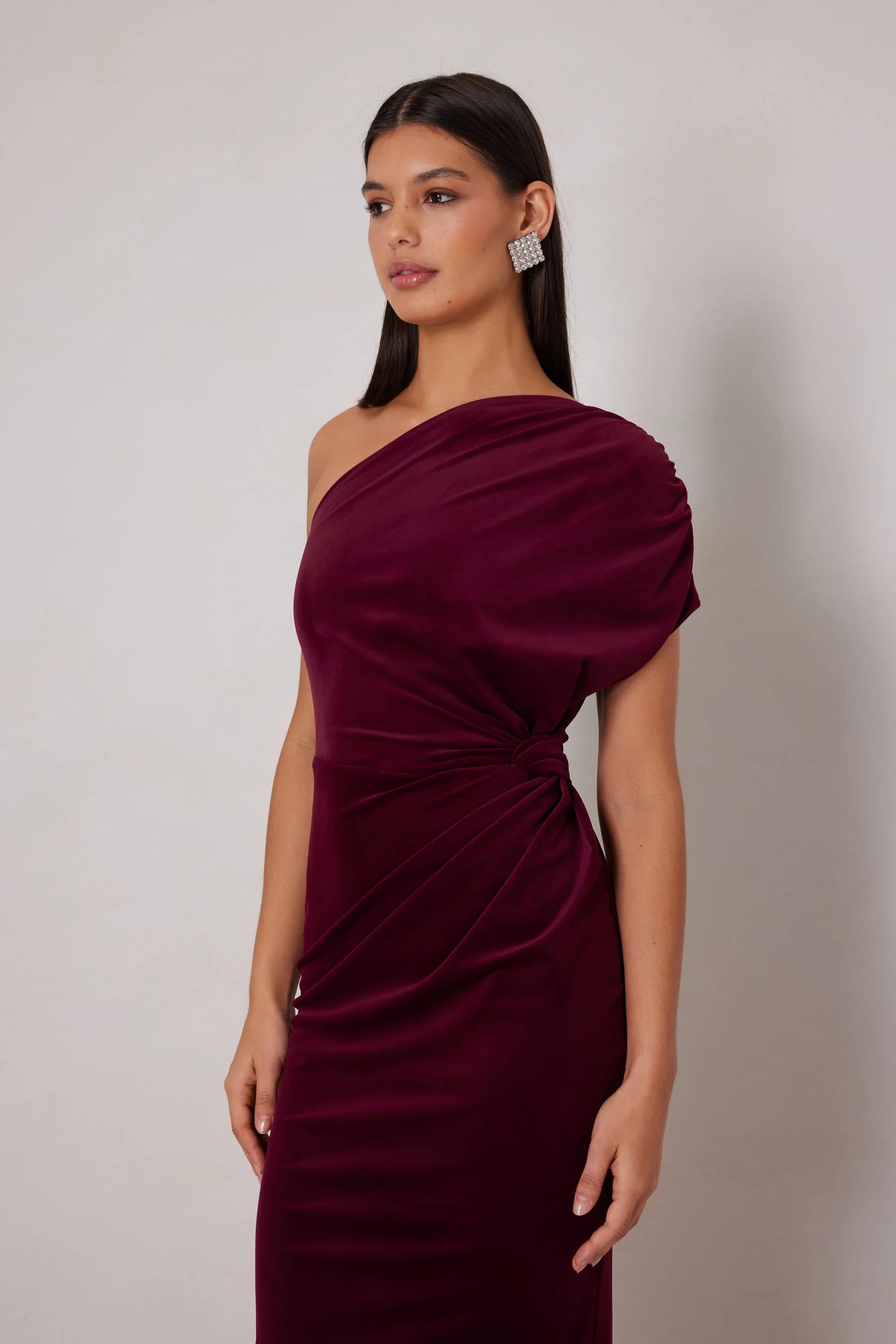 Norah Wine Elle Zeuitone