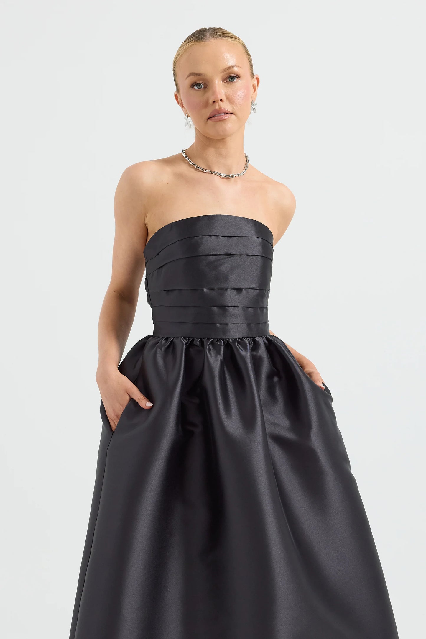 Pippa Strapless Midi