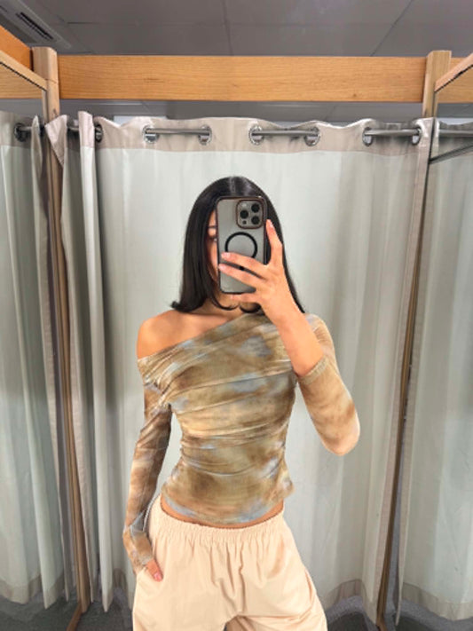 The Kaia Mesh Top – Earth Print