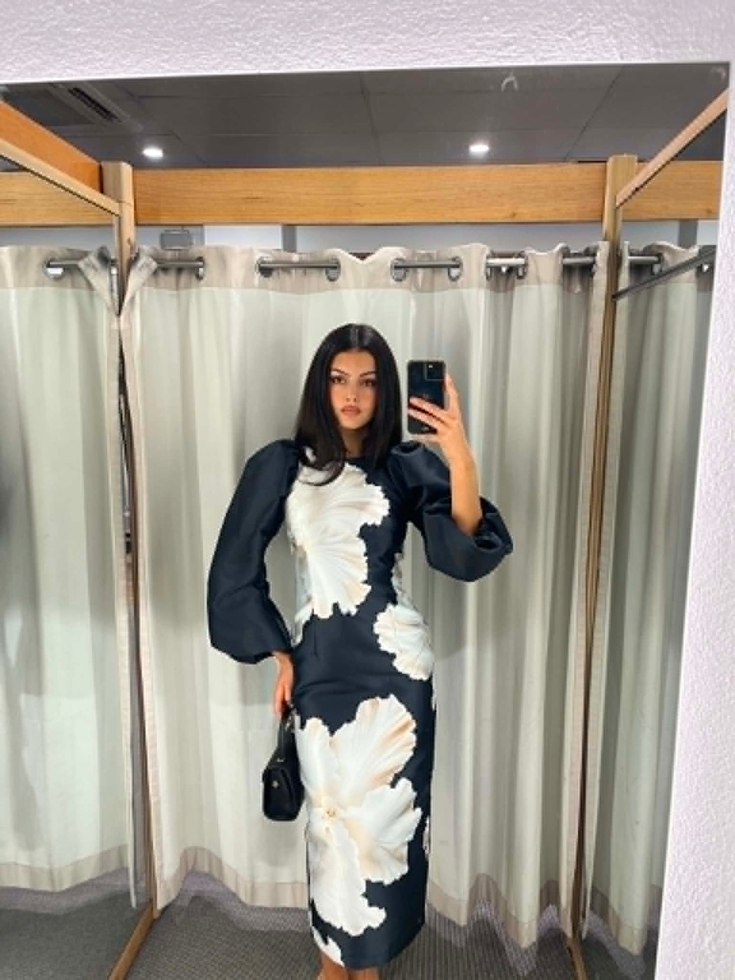 Lini Sleeve Mini Dress