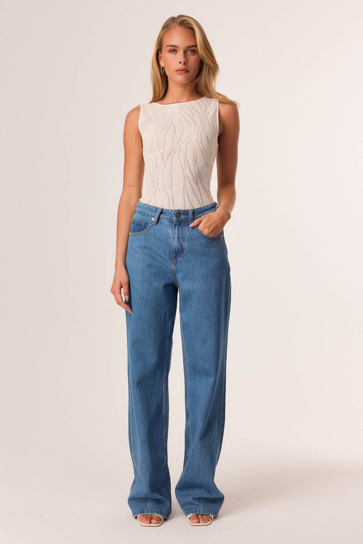 SNDYS Brandy Top – White